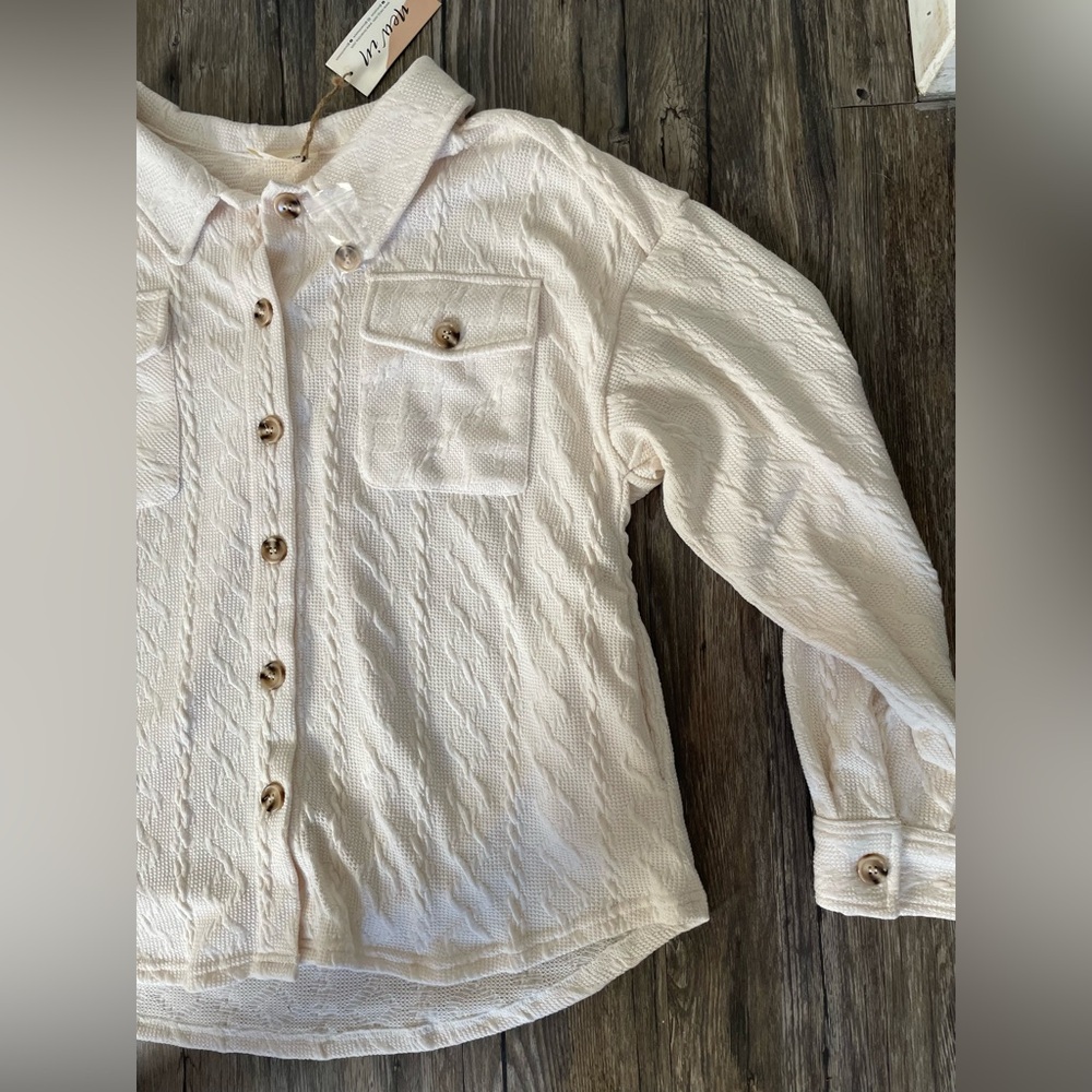 NWT New In Cream Textured Button-Up Shacket – Women’s Large - Picture 5 of 6